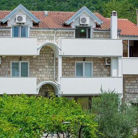 Apartmani Krgusic Teodo Esterno foto