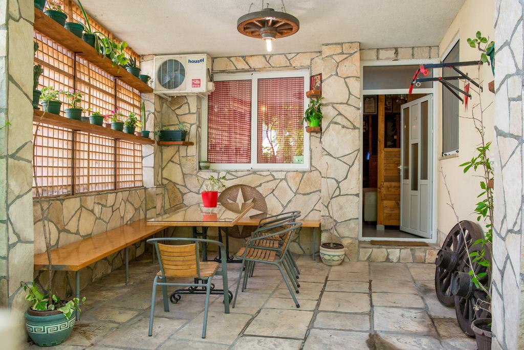 Apartmani Krgusic Teodo Esterno foto
