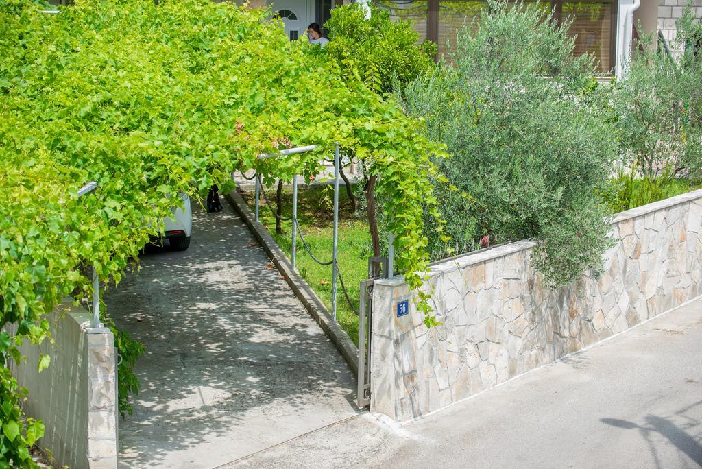 Apartmani Krgusic Teodo Esterno foto